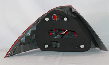 Right TYC Tail Light Assembly Compatible with 2006-2007 Honda Accord