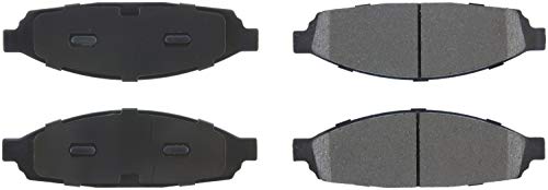 Front StopTech 308.09530 Brake Pads with Shims and Hardware Street