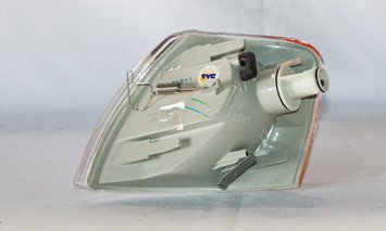 Right TYC Turn Signal/Parking Light Assembly Compatible with 1998-2001 Volkswagen Passat