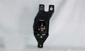 Left TYC Fog Light Assembly Compatible with 2001-2004 Ford F- Series Pickup (Hvy Dty)
