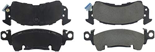 Front StopTech 308.00520 Brake Pads with Shims and Hardware Street