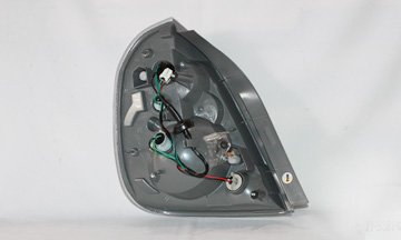 2002-2004 NISSAN ALTIMA NEW AUTOMOTIVE REPLACEMENT TAIL LIGHT RIGHT HAND TYC 11-5581-00