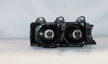 1992-1999 BMW 3 SERIES RIGHT HAND AUTOMOTIVE NEW REPLACEMENT HEAD LIGHT TYC 20-3667-00 Compatible with