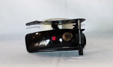 2002-2006 CADILLAC ESCALADE FOG LIGHT BASE / EXT RIGHT HAND AUTOMOTIVE REPLACEMENT TYC 19-5625-00