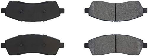 Rear StopTech 308.07570 Brake Pads with Shims and Hardware Street