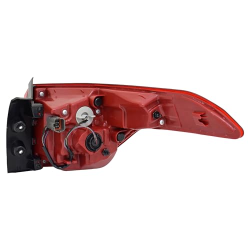 Left TYC 11-9334-00 Tail Light Assembly