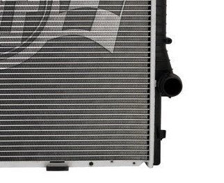 BMW X5 4.4L 2006-2000; CSF 3178 Radiator 4.6L 2003-2002; 4.8L 2006-2004