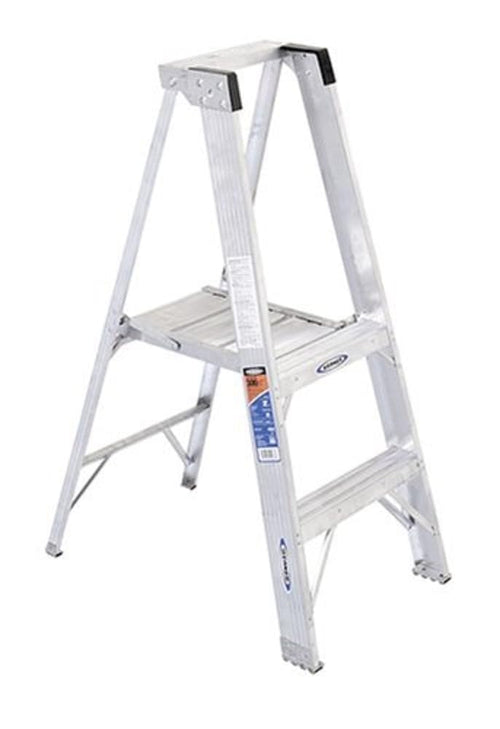 P372 WERNER Platform Stepladder,2 ft,Aluminum,300 lb