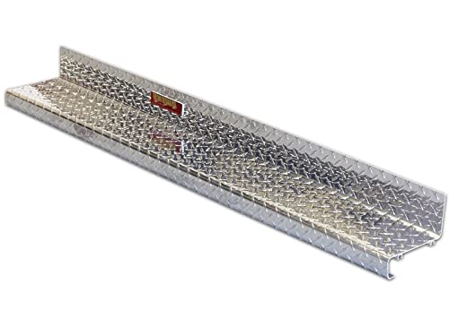 Diamond Plate Owens Running Board with Custom OC8495ECX Bracket