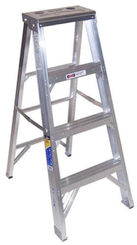 Werner 4-Foot Type IAA Aluminum Stepladder, 375-Pound Duty Rating