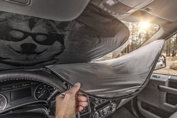 Small Husky Liners Universal Sunshade | 28" Tall x 31" Wide | 97050