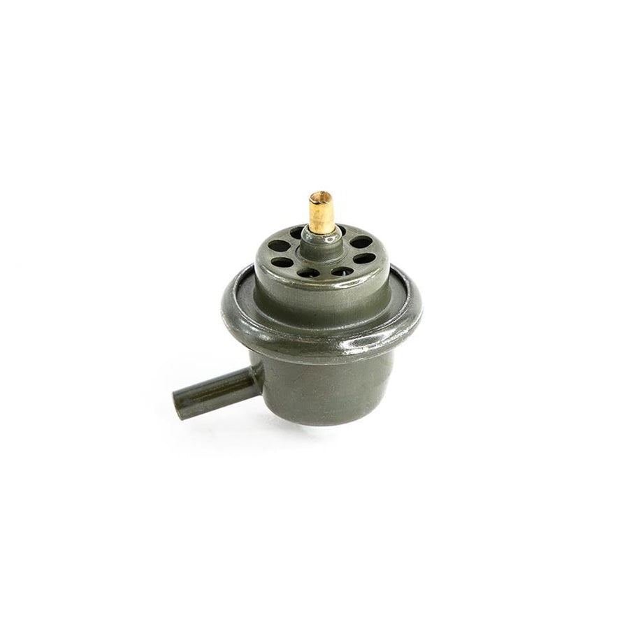Deatschwerks Automotive - Direct-Replacement Performance Regulator - High Flow (6-M02-4)