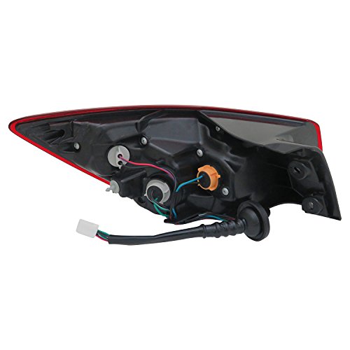 Right TYC Tail Light Assembly Compatible with 2016-2021 Mazda CX-3
