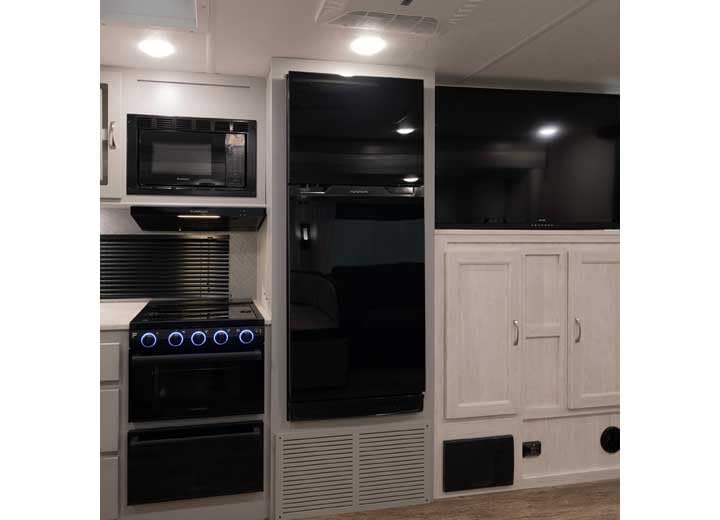 Furrion® - RV & Marine Furrion Entertainment System - 40W, 2-Zone #DV7200S
