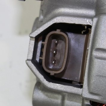 Alternator TYC Compatible with 2003-2005 Subaru Forester