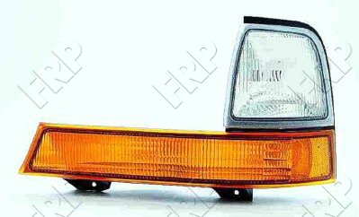Pilot Automotive Driver Side Park/ Signal/ Side Marker Lamp