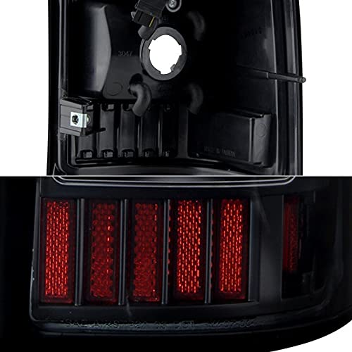 Tail Light Xtune ALT-ON-CS99-G2-LED-BK (Chevy Silverado 1500/2500/3500 99-02 / GMC Sierra 1500/2500/3500 99-03 Version 2 LED s - Black)