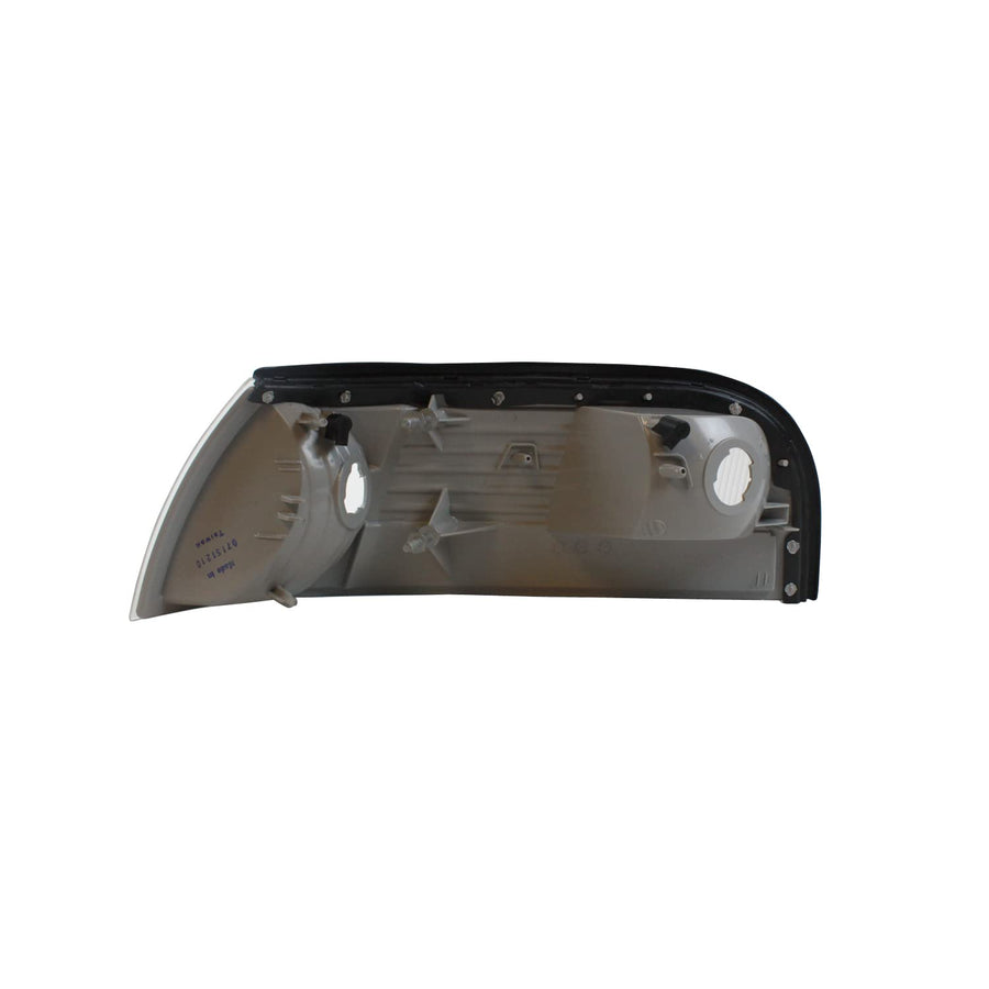 Right Turn Signal/Parking/Side Marker Light TYC Compatible with 2003-2005 Mercury Grand Marquis