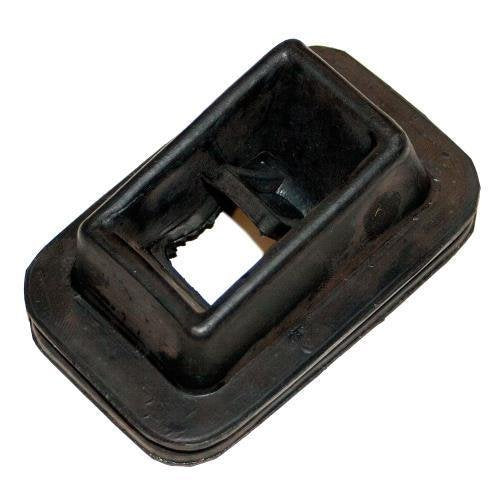 16918.01 | Omix-Ada | Clutch Fork Boot | OE Reference: 3173646 | Fits 1972-1975 Jeep CJ