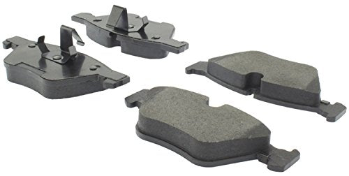 Front StopTech 308.10610 Brake Pads with Shims and Hardware Street