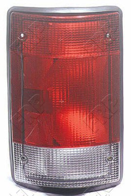 Automotive Pilot Tail Lamp Lens and Housing Driver Side