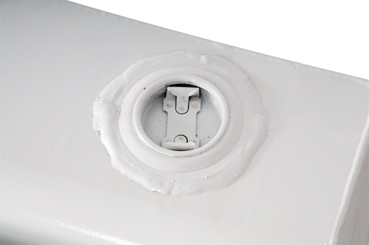L-Shaped Dee Zee DZ92747S Transfer Tank (92 gallon) - White Steel