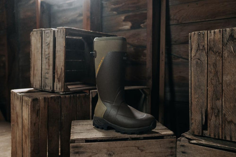 Muddy Outdoors 17" DV8 1000 Gram Insulated Rubber Boots Rubber Clay Men's 8 D