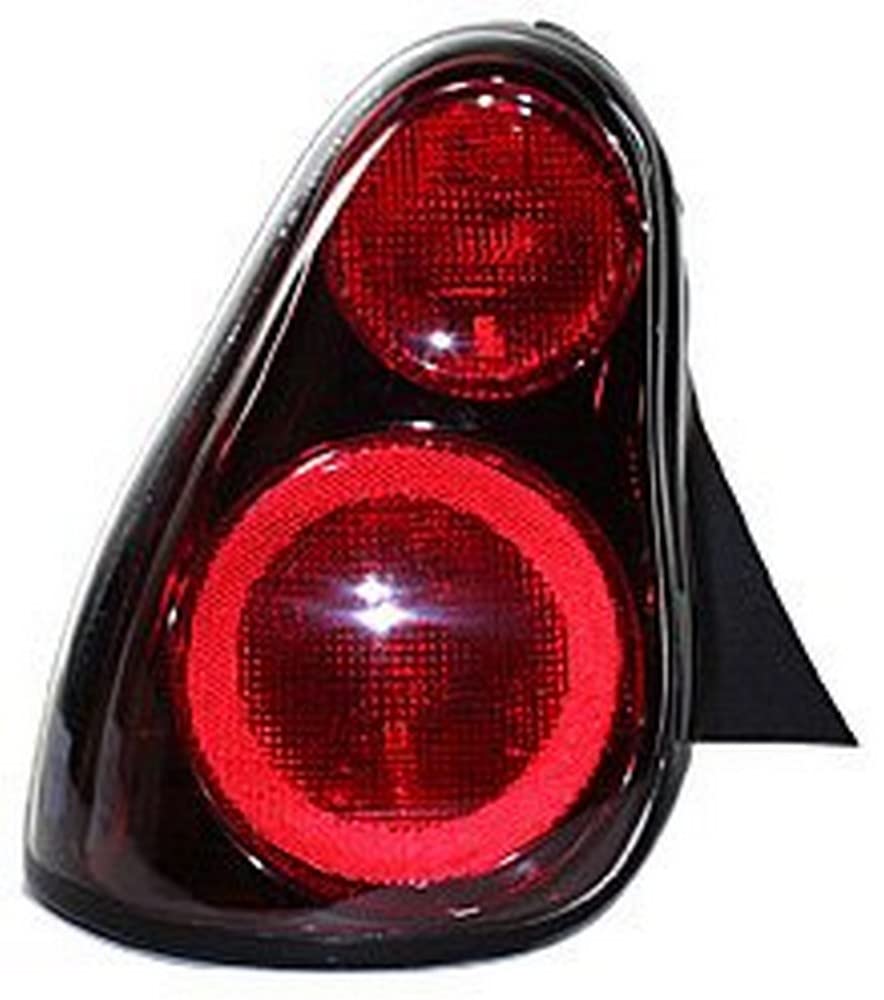 Left TYC Tail Light Assembly Compatible with 2000-2005 Chevrolet Monte Carlo