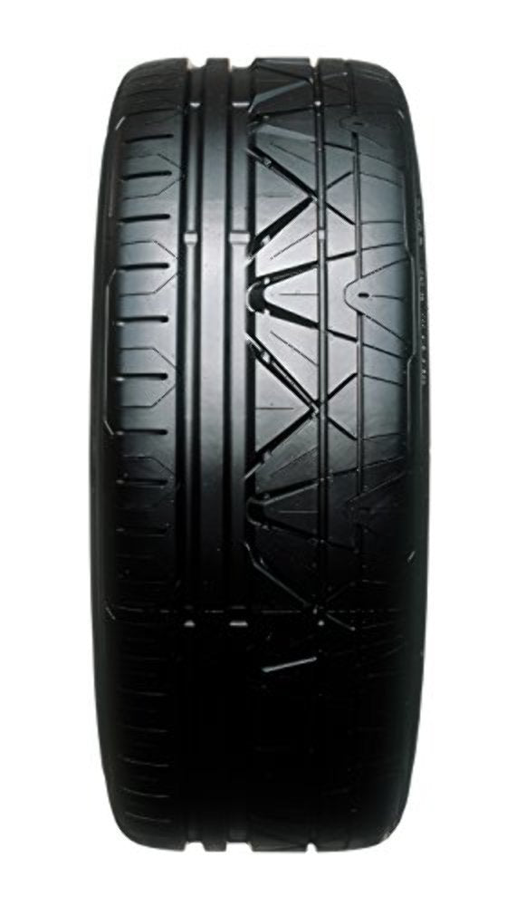 255/30ZR20 Nitto Invo 92Y
