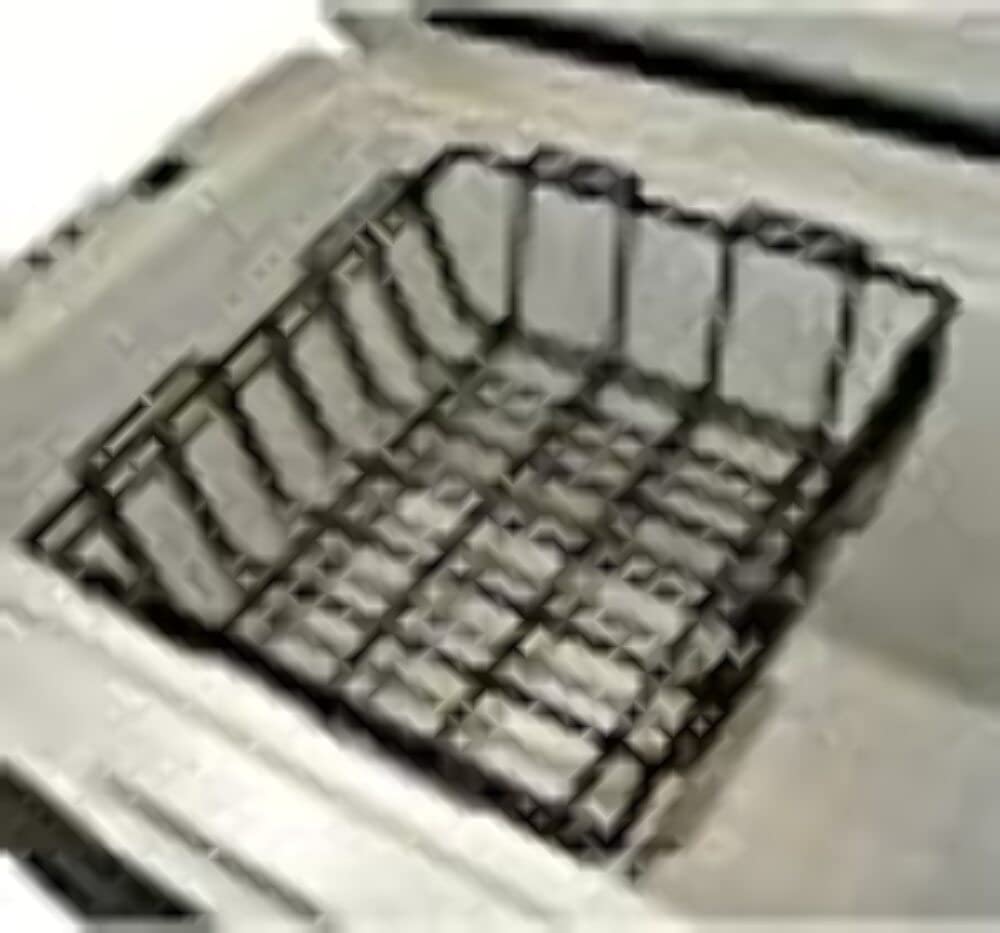 Wire Basket Bulldog Winch 80064 for 45 Quart and 65 Quart Sportsman Cooler