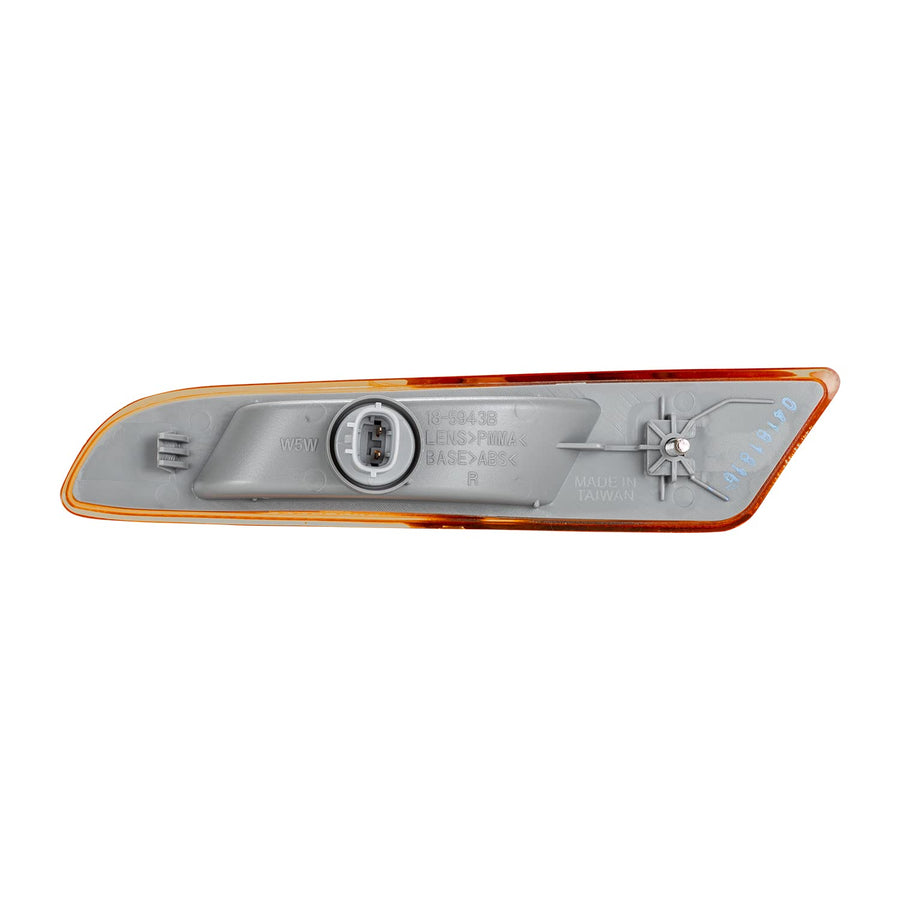 Lexus Passenger Side TYC 18-5943-00 Replacement Signal Lamp