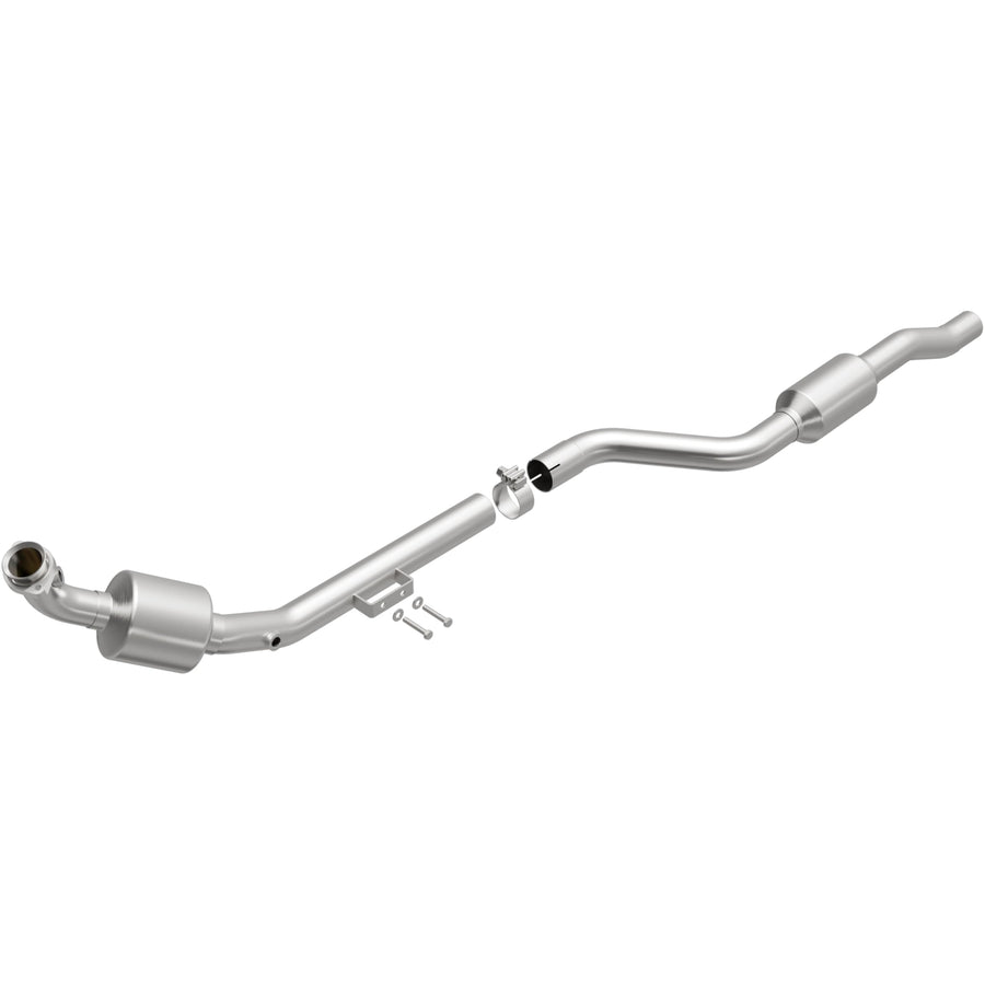 Catalytic Converter MagnaFlow 551706: California Grade, Direct Fit, Compatible with 2006 Mercedes-Benz CLS500 and 2005-2006 Mercedes-Benz E500 (CARB Compliant)