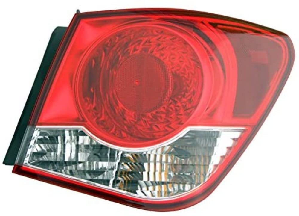 GM573-B000R Eagle Eyes Tail Light