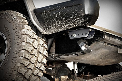 1.5" Rough Country Rear Shackle Relocation Kit for 84-01 Jeep Cherokee XJ - 1117