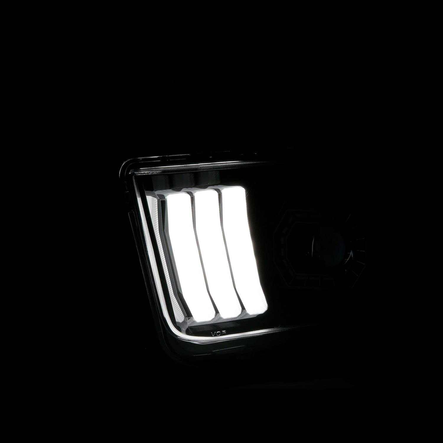 05-09 Ford Mustang ANZO (w/Factory Halogen HL Only) Projector Headlights w/Light Bar Black Housing (121566)