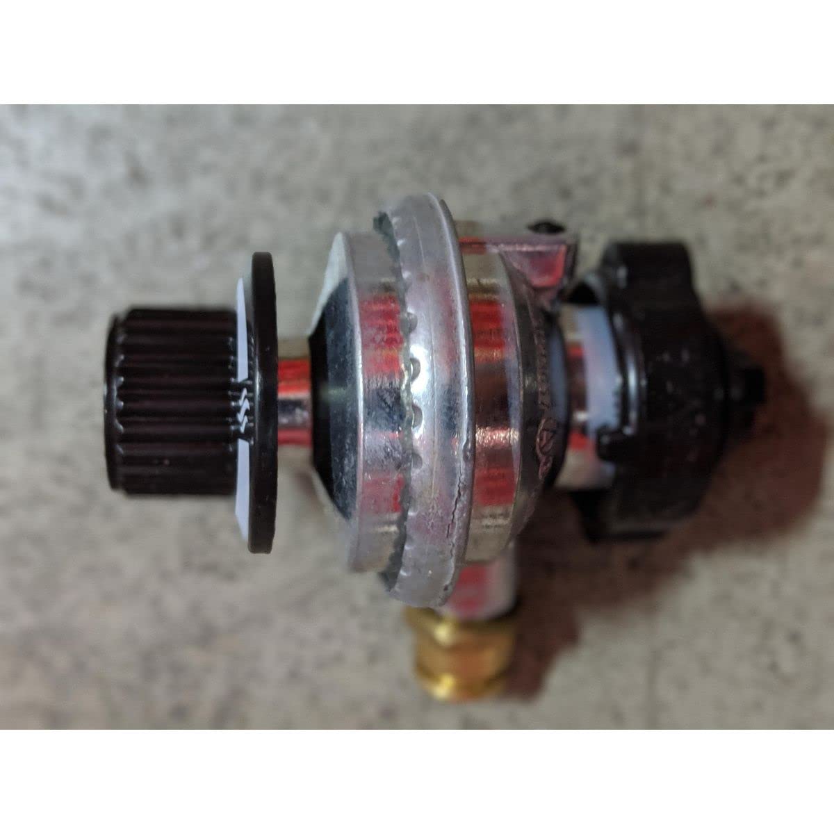 Kuuma Regulator - Camco Manufacturing, Campingaz QC, Fits: 125 (EU)