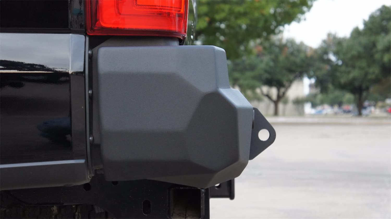 Rear Armor 617RRB Bumper Fits Ford F-250 Super Duty, Black