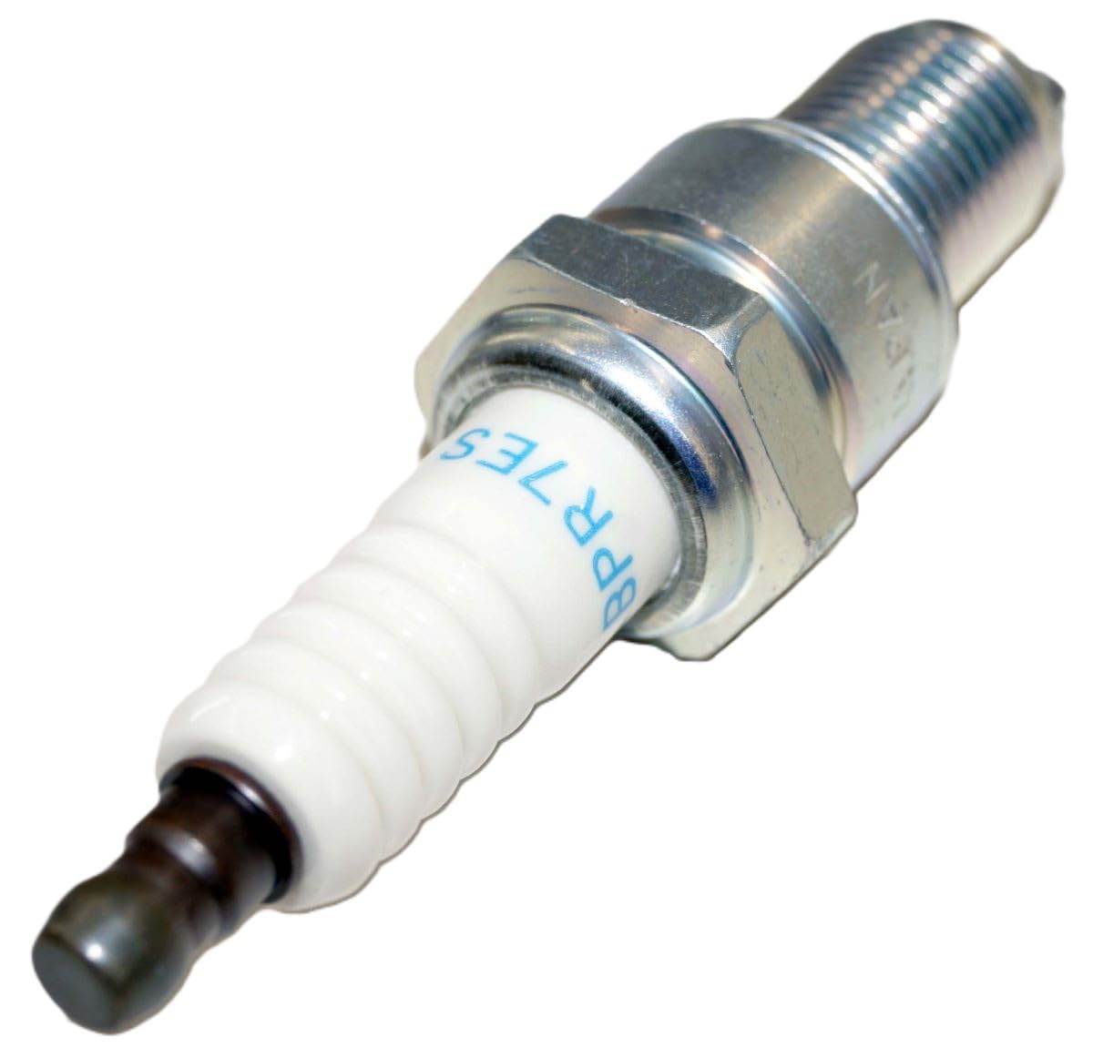BPR7ES SOLID NGK 3785 Standard Spark Plug, 1 Pack