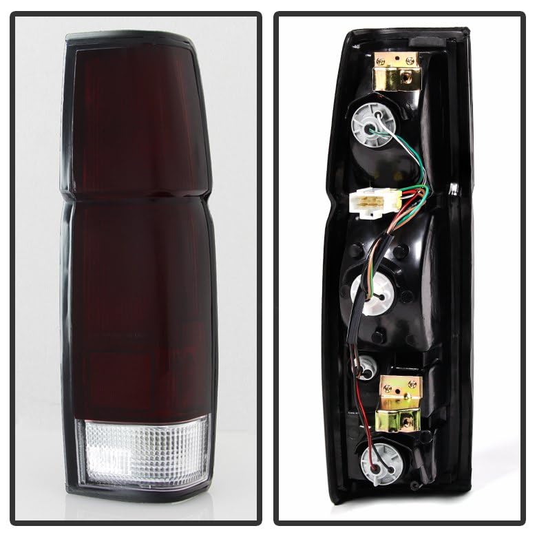 Tail Lights Xtune (ALT-JH-NP86-OE-RSM) (Akkon)