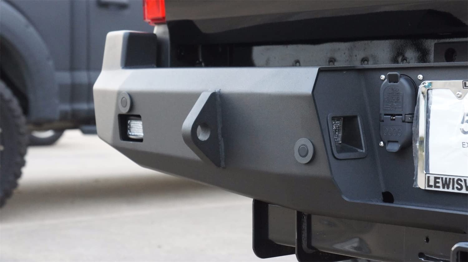 Rear Armor 617RRB Bumper Fits Ford F-250 Super Duty, Black