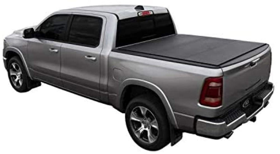 Hard Tri-Fold Cover LOMAX B3040069; Black Urethane Finish; Split Rail;