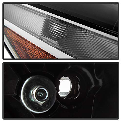 Projector Headlights Xtune (PRO-JH-MAZDA317-OE-R) (OE)