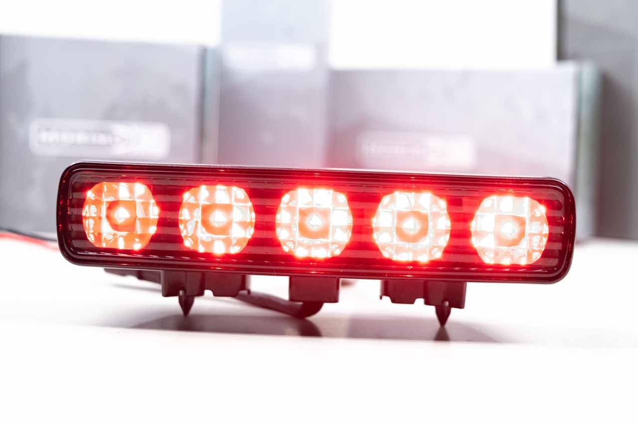 XB LED 3BL: Wrangler JL Morimoto Lighting LF2006M36