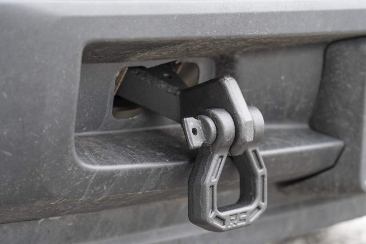 Rough Country Shackle Mount Kit Tow Hook for 2007-2013 Chevy/GMC 1500 - RS156