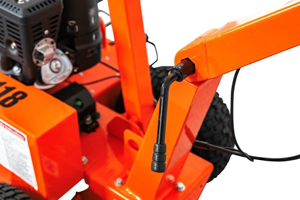 18-Inch DK2 7 HP 208 cc Trencher
