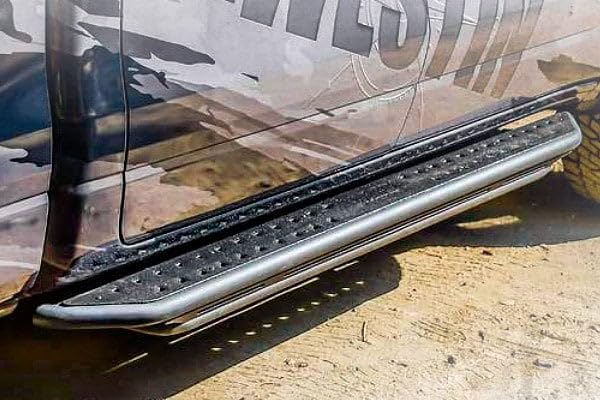 Outlaw Nerf Bars Westin 58-53715 fits 2014-2018 Silverado Sierra 1500 2019 Silverado LD Sierra 1500 Limited 2015-2019 Silverado Sierra 2500 3500 Double Cab Textured Black Pair