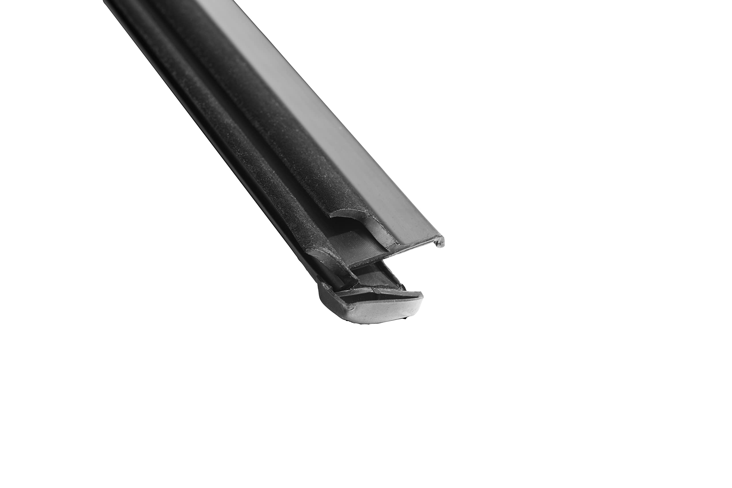 12303.89 | Omix-Ada | Door Seal, Rear, Right, Outer | OE Reference: 55135890AB | Fits 1999-2004 Jeep Grand Cherokee WJ