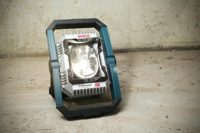 Connected 18V LED Floodlight -2,200 Lumens (Bare Tool)
