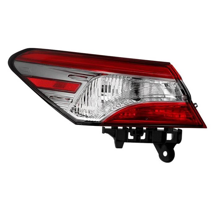 OE Tail Light Xtune (ALT-JH-TCAM18LE-OE-OL) (OE)