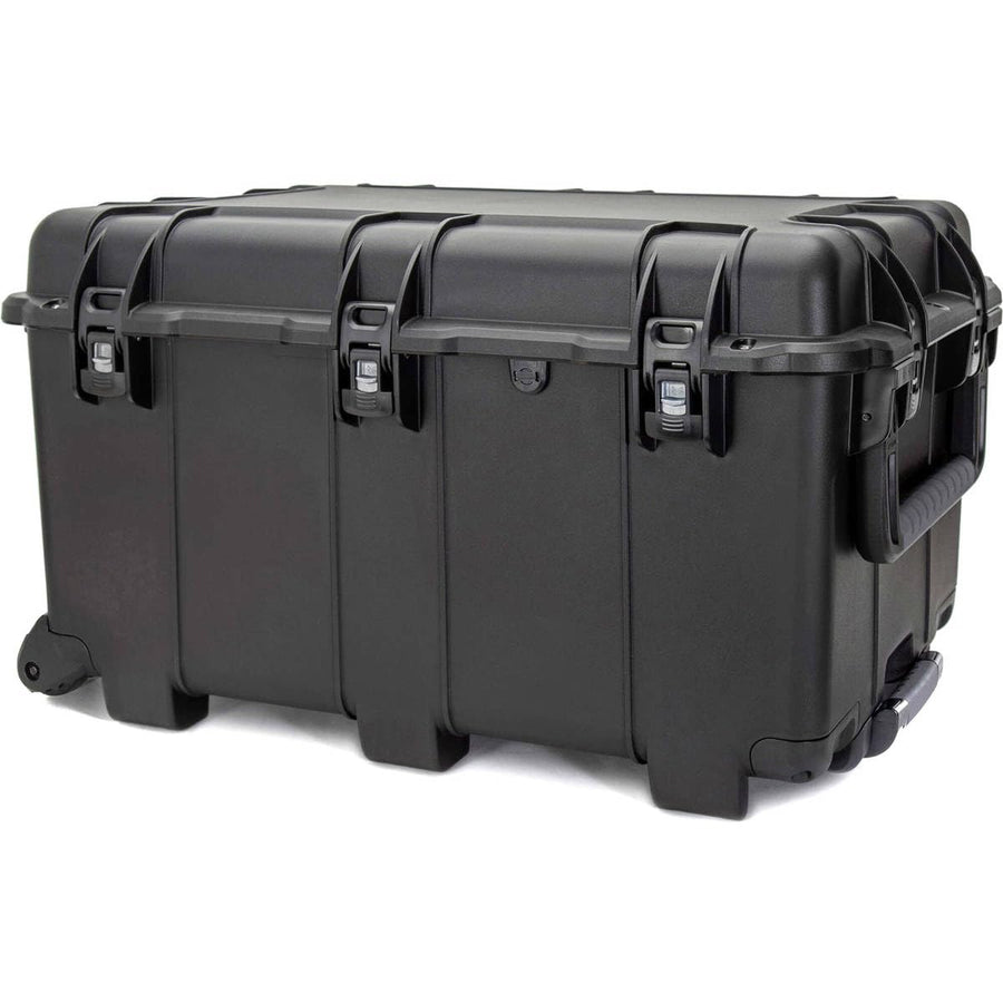 Wheeled Hard Case NANUK 975 with 185.78L Storage, NK-7 Resin Body, Power Claw Latching, and Waterproof Design (Black)